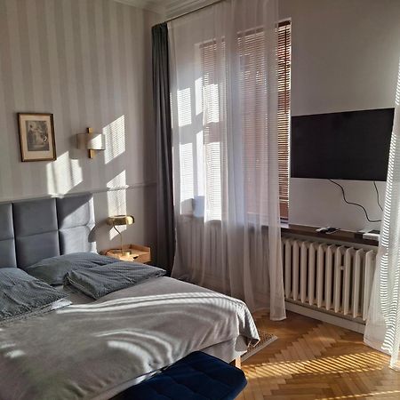 Apartament Studio Z Widokiem Na Rynek Bochnia Exteriör bild