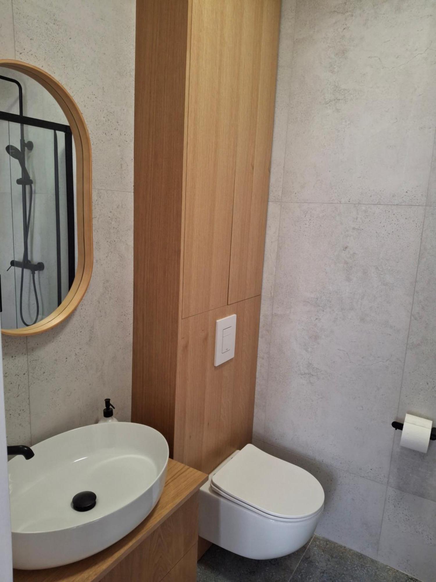 Apartament Studio Z Widokiem Na Rynek Bochnia Exteriör bild