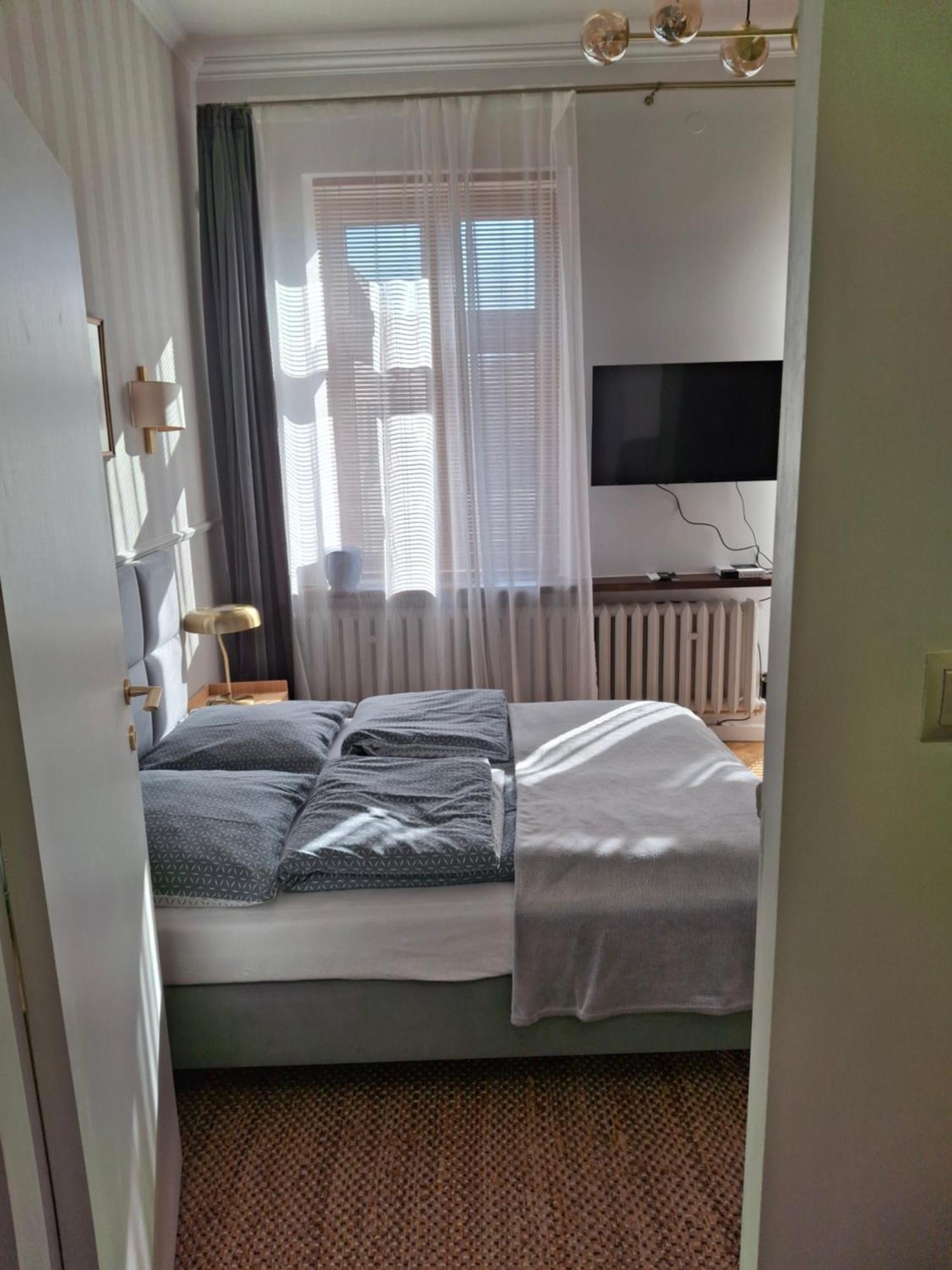 Apartament Studio Z Widokiem Na Rynek Bochnia Exteriör bild