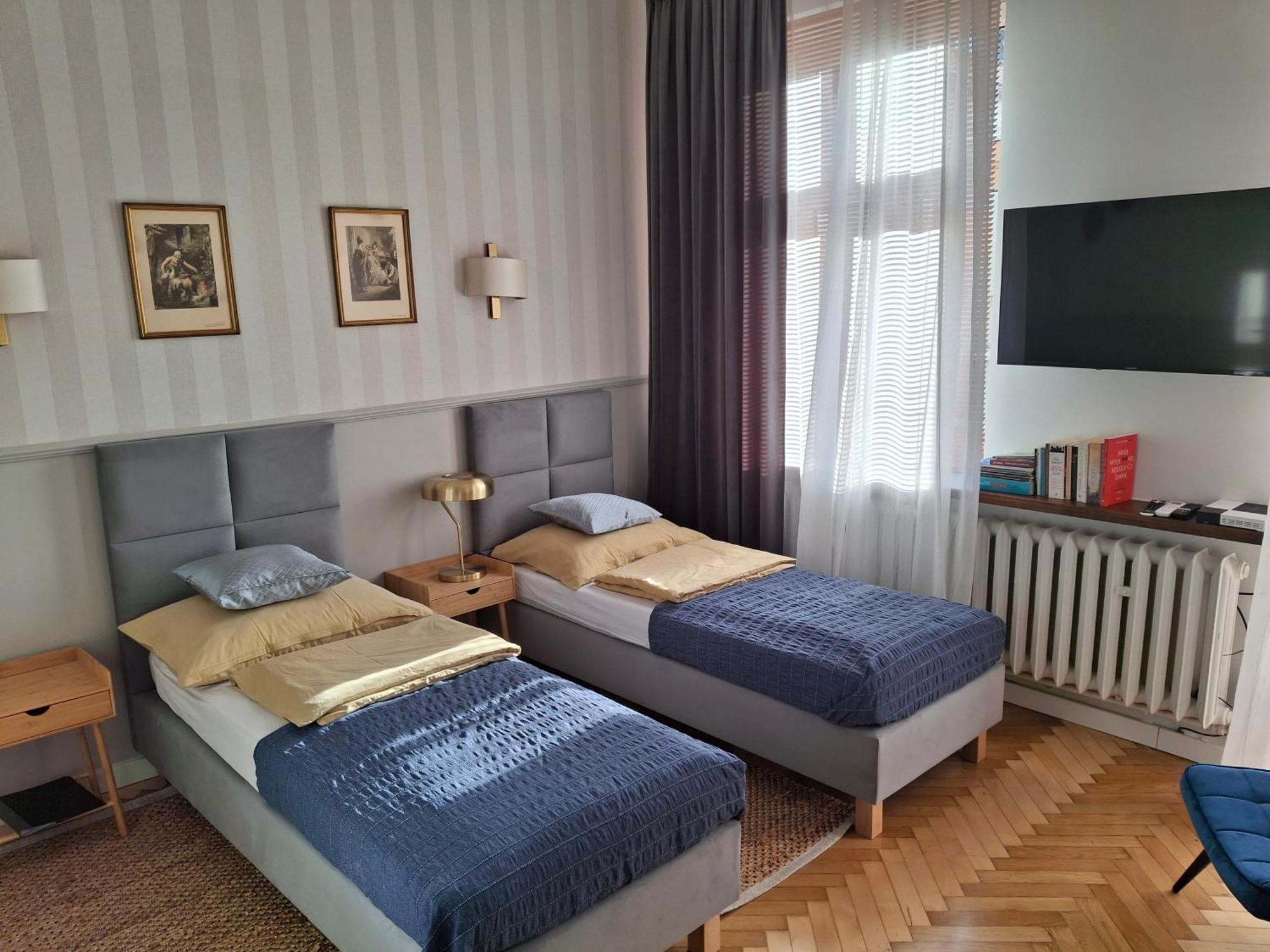 Apartament Studio Z Widokiem Na Rynek Bochnia Exteriör bild
